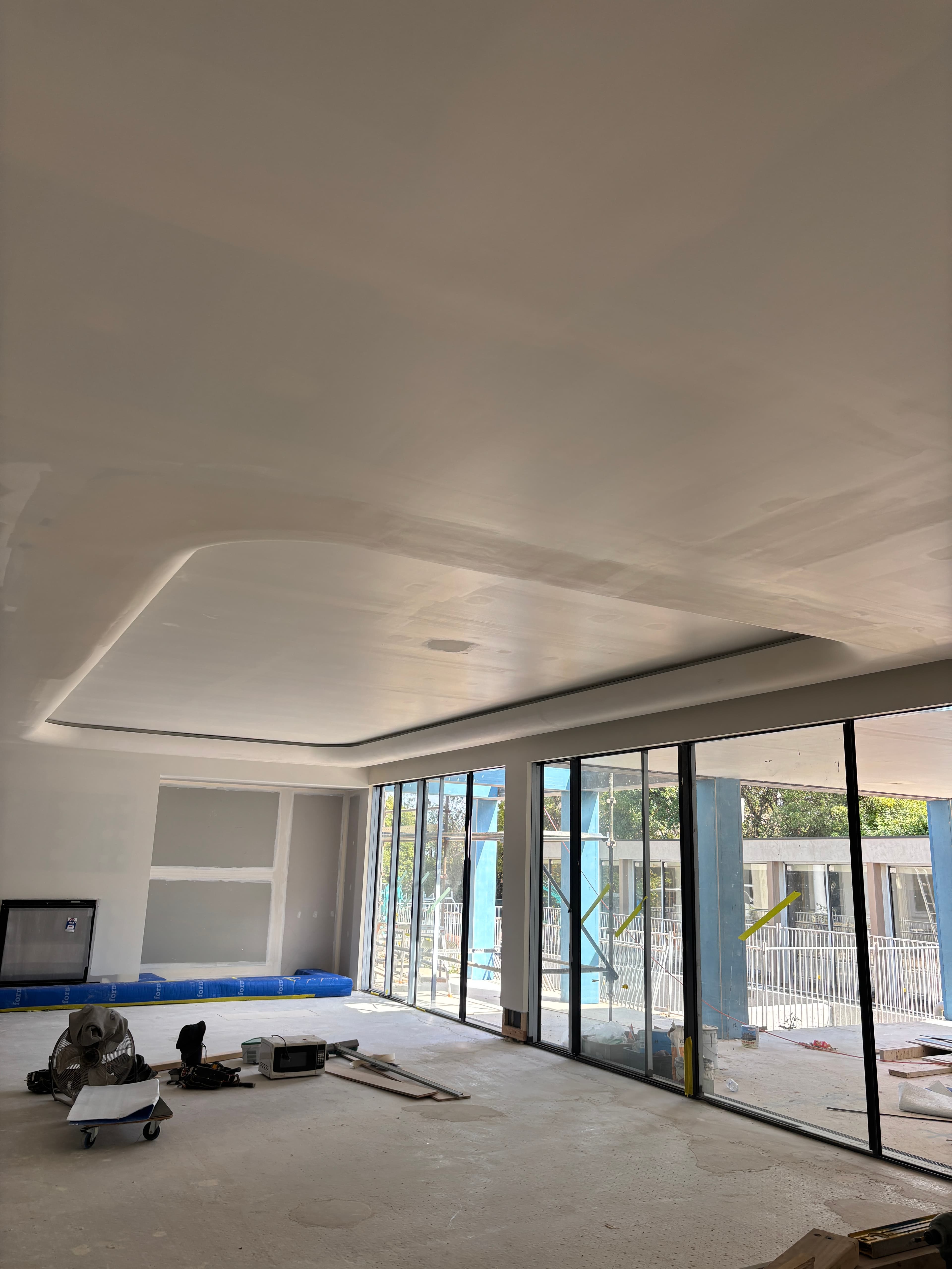 Curved architectural plasterwork in a Melbourne home